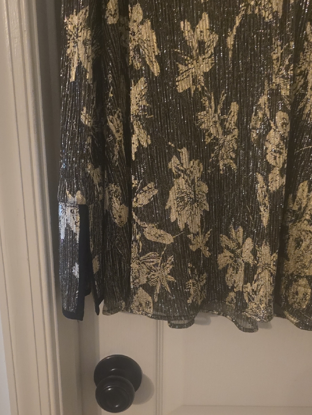 Vince Camuto Black Floral V-Neck Sheer Blouse - Picture 6 of 8